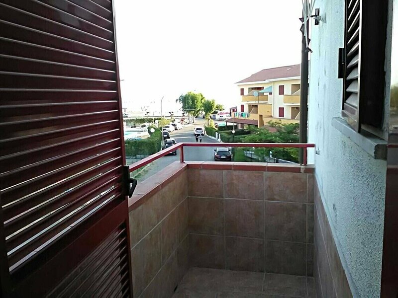Гостиница Lovely Holiday Home in Marina di Mandatoriccio With Terrace