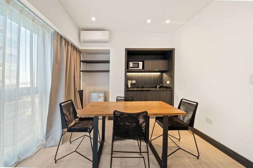 Фото La Vie Suite Madero