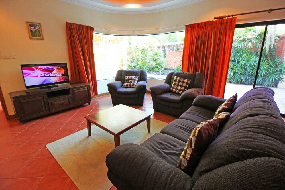 Фото Cosy Beach Pool Villas by Psr Asia