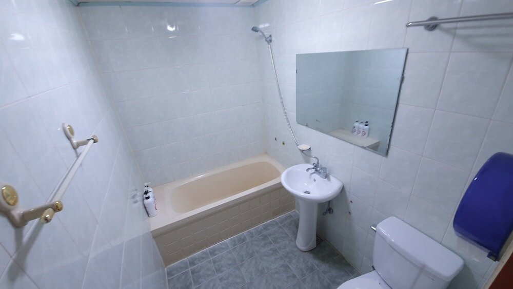 Фото Hipzy Guesthouse