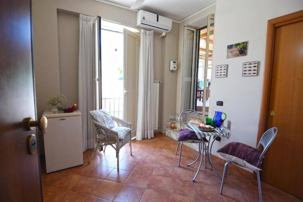 Фото Case Cosi Napoli