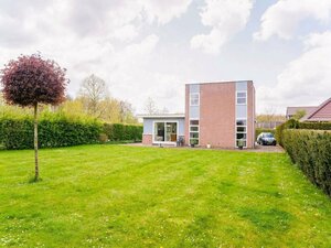 Гостиница Lovely Holiday Home in Zeewolde With a Swimming Pool