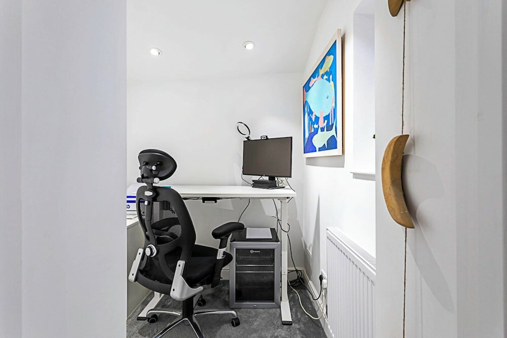 Фото Luxurious Victorian Home