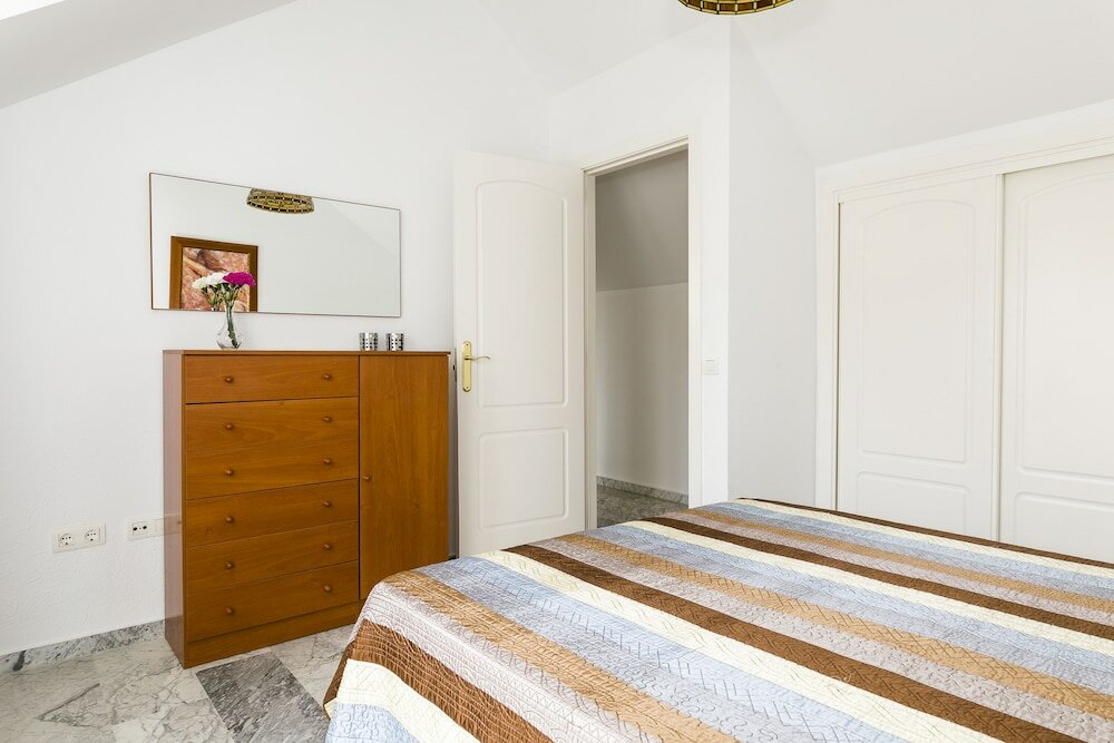 Фото Real del Tivoli Two Rooms and Parking free