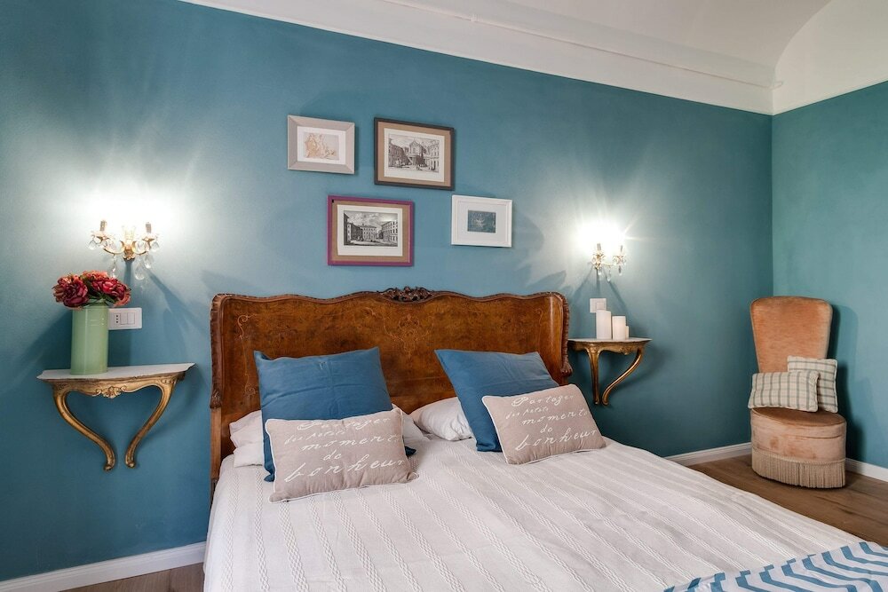 Фото FeMa Suites