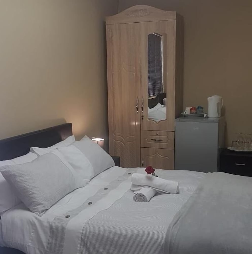 Фото Fihe bnb Guest House