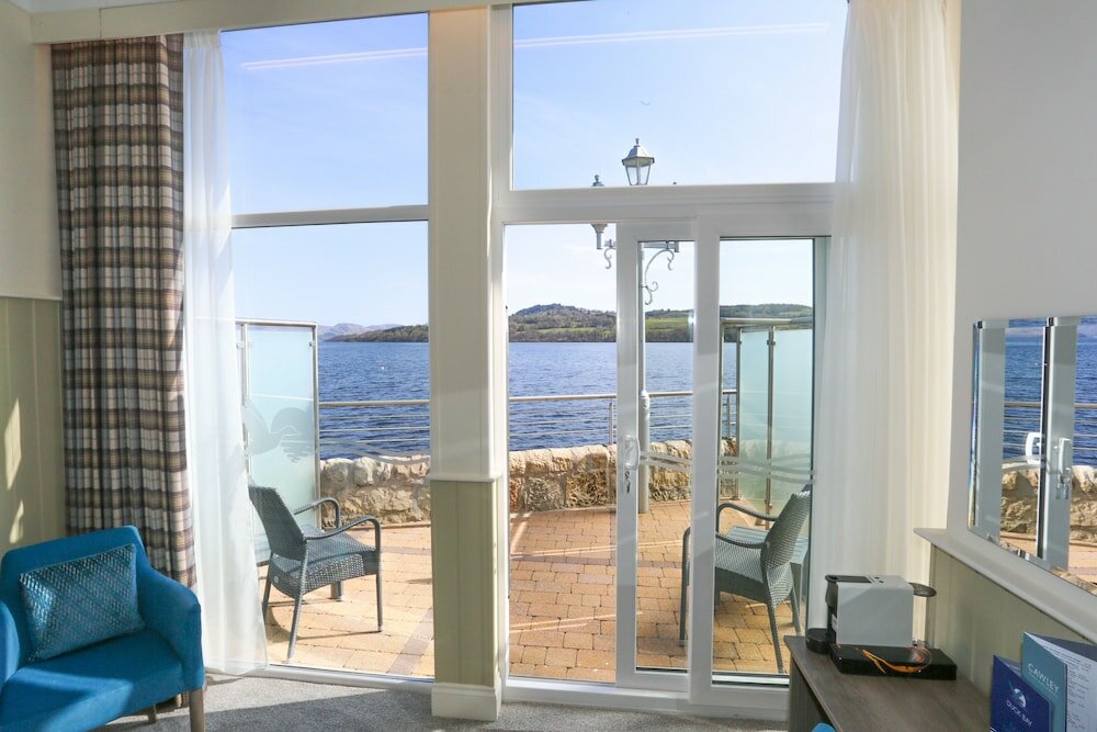 Фото Duck Bay Hotel