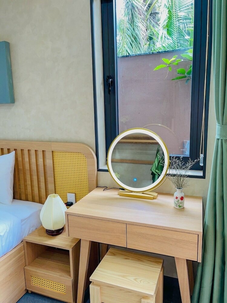 Фото The Linh Seaside Villa Hoi An