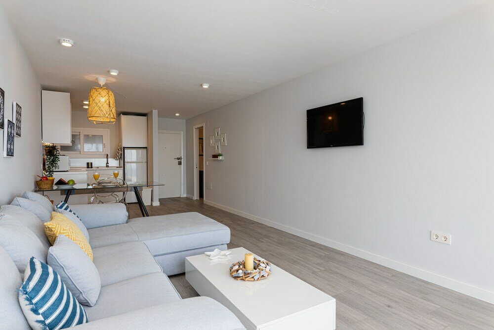 Фото Sea View Apartment 2 Min Walk From the Beach