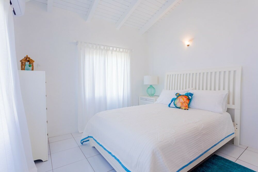 Фото Coralito Bay Suites & Villas