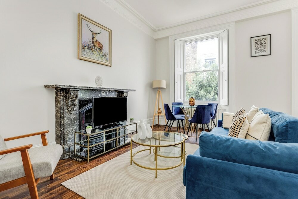 Фото The Kensington High Street Collection