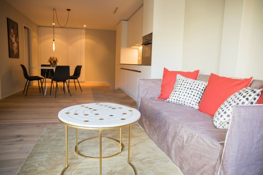 Фото Gubelhof Suites