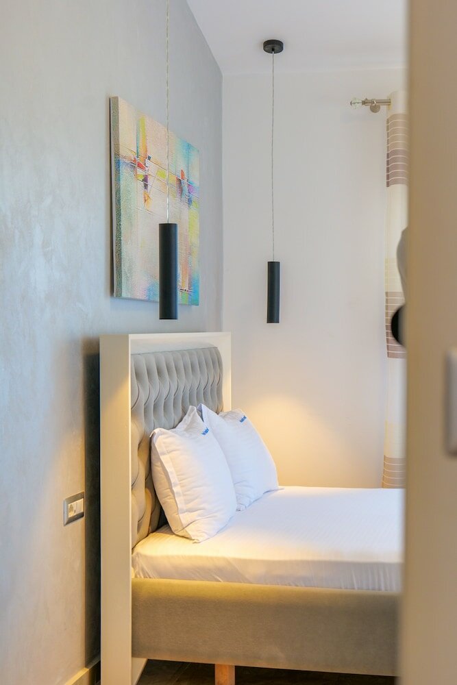 Фото 3 Island Hotel