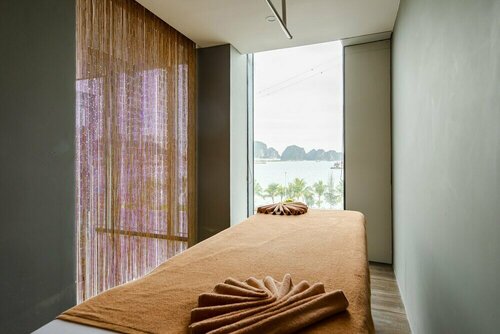 Гостиница Muong Thanh Grand Bai Chay Hotel в Халонге