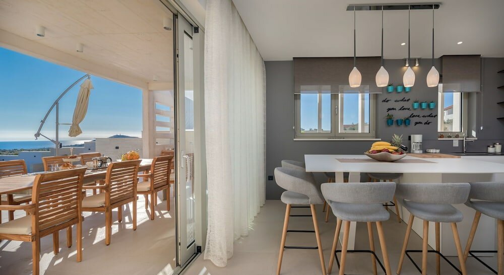 Фото Luxury Villa Cinderella with Swimming Pool