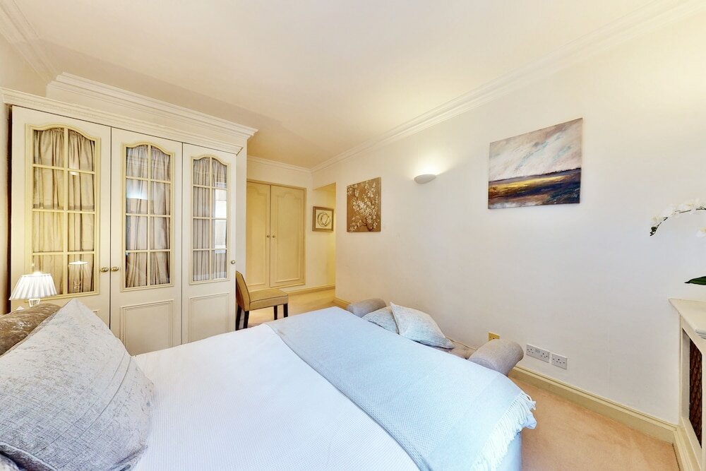 Фото Stay in Bond Street