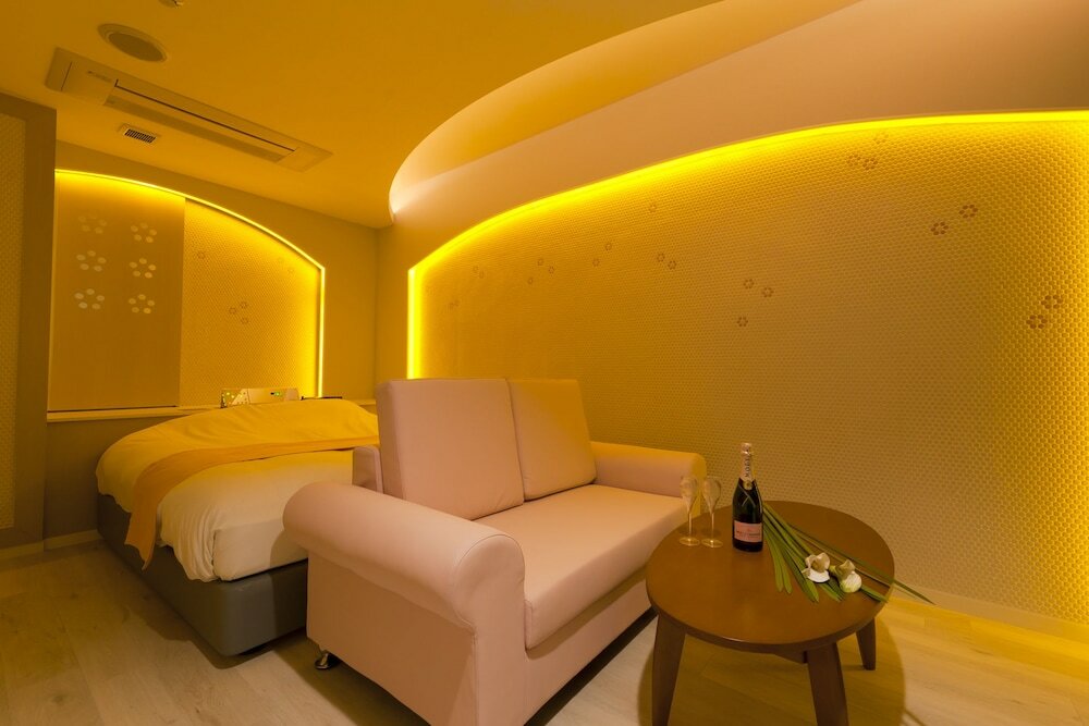 Фото Hotel Iris - Adult Only