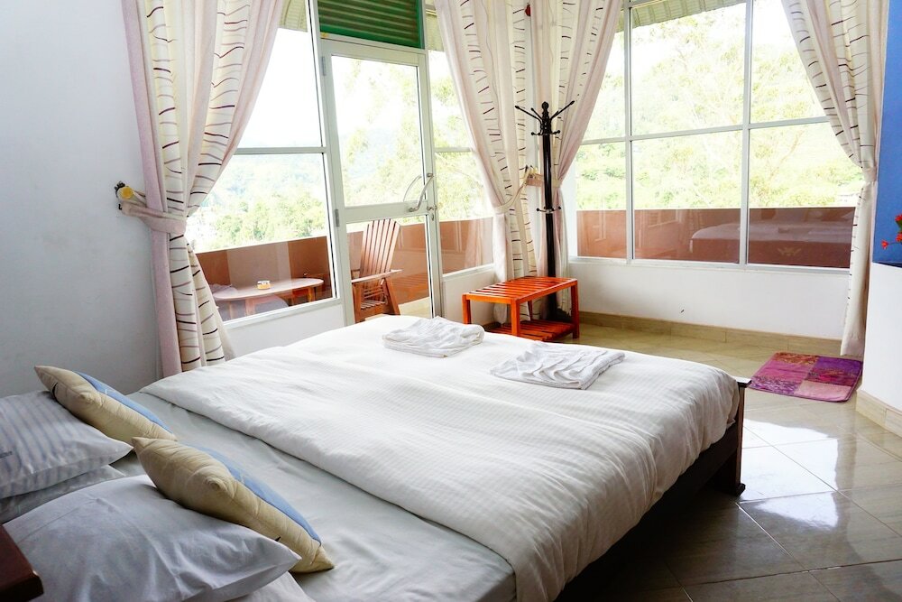 Фото Hotel Sun Breeze