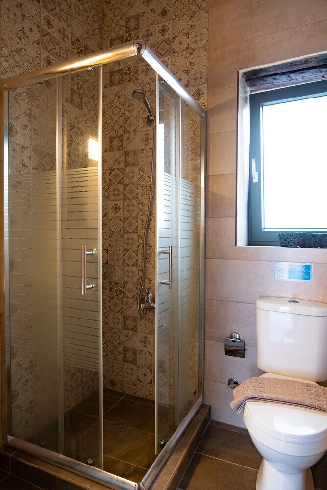 Фото Traditional Villa in Fres