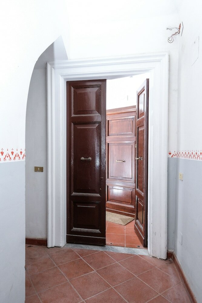 Фото Wonder Cobblestone Walk