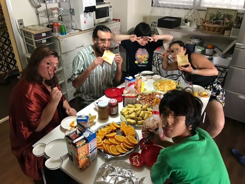 Фото Royal Home Dormitory - Hostel