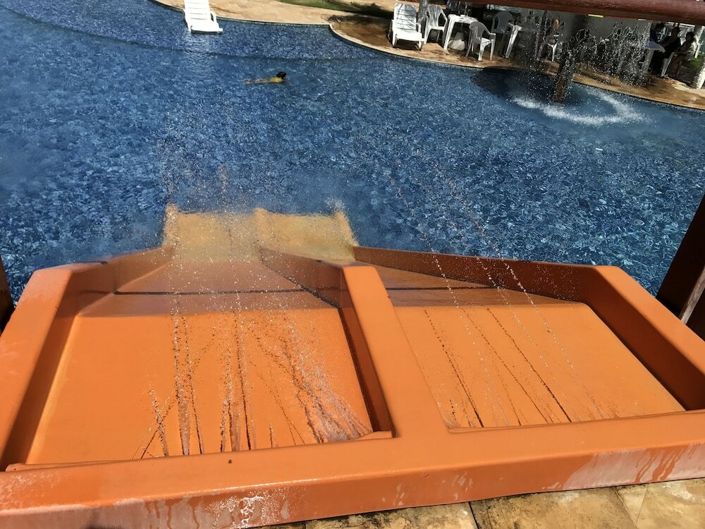 Фото Beach Living, Frente Mar, 400m Do B Park, com Toboagua E Restaurante