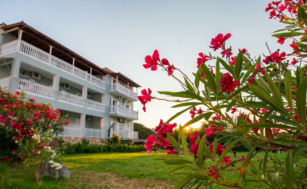 Фото Baywatch Apartments