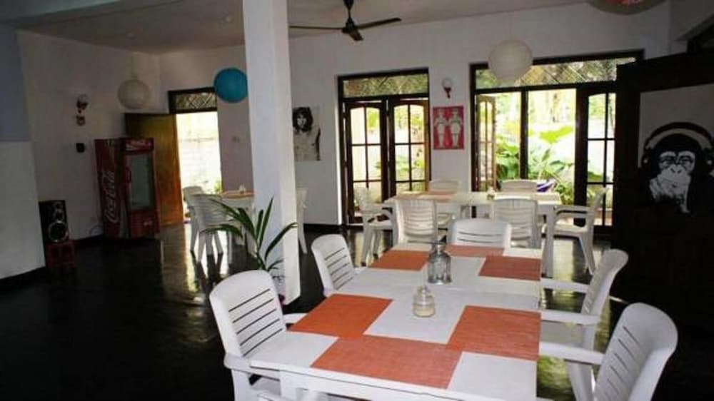 Фото Bright Sunshine Guest House