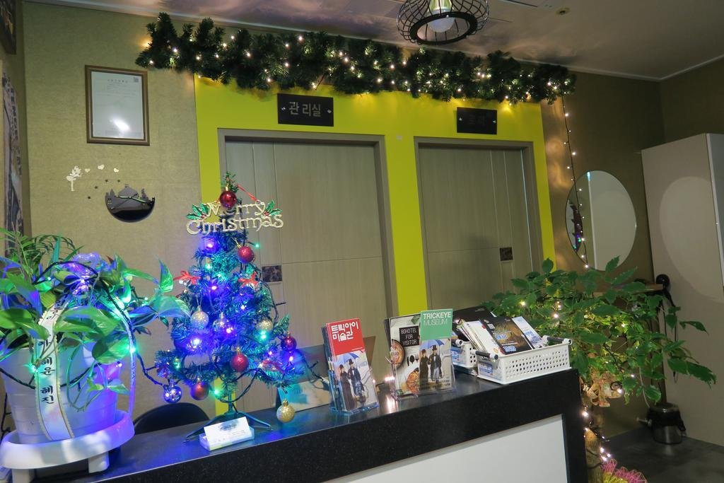 Фото Hyu+ Guest House - Hostel