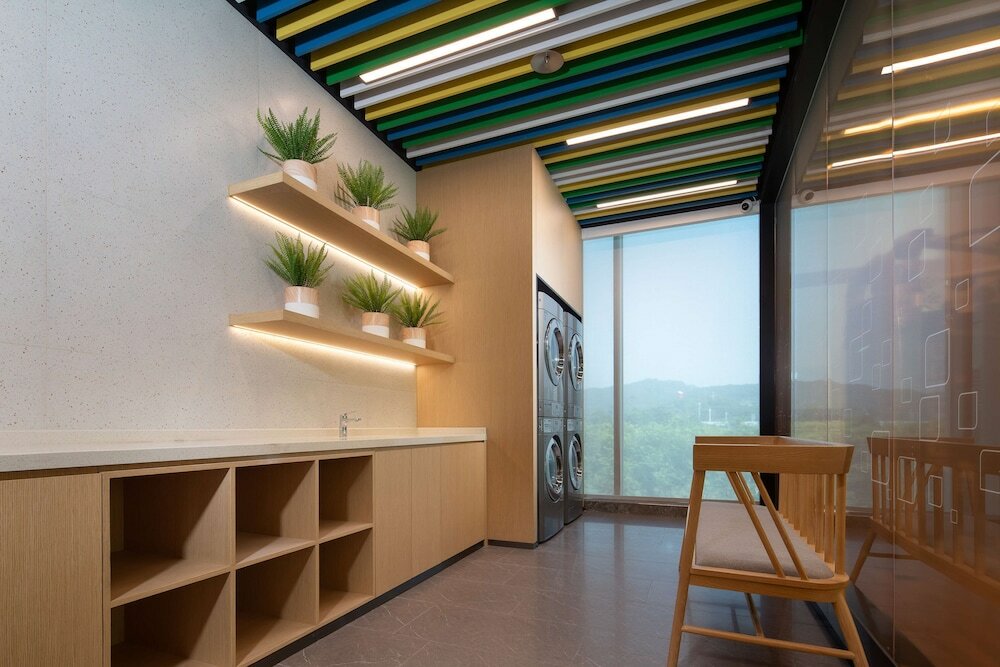 Фото Hilton Garden Inn Shenzhen Guangming Hongqiao Park