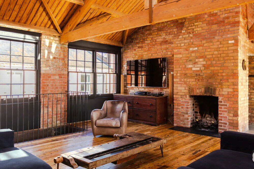 Фото Spectacularly Unique 4 Bedroom House in Bethnal Green