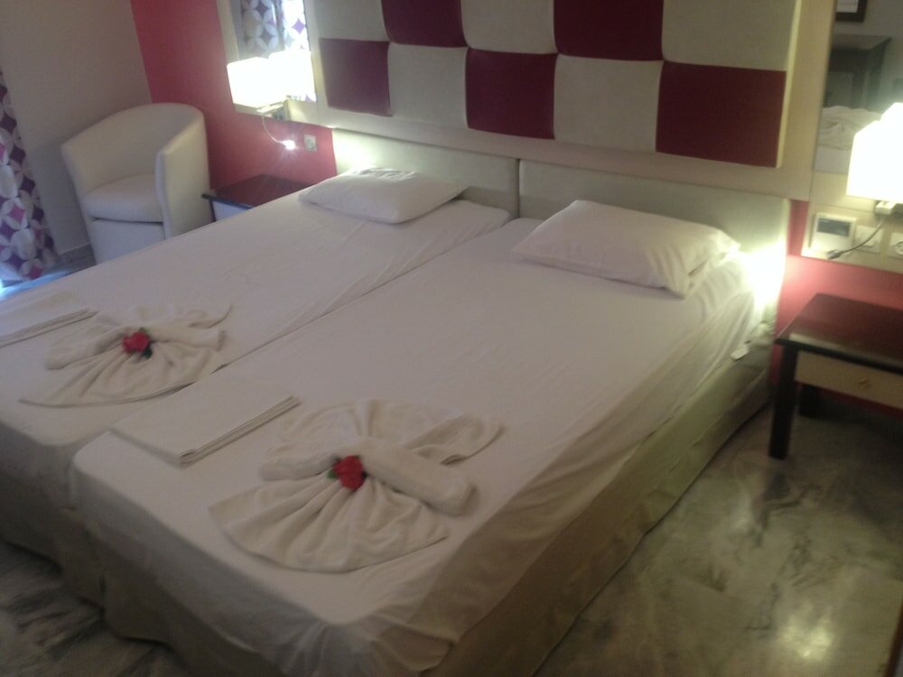 Фото Hotel Kyriaki