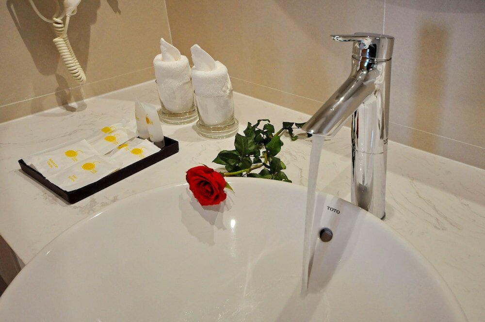 Фото Sun Kiss Hotel
