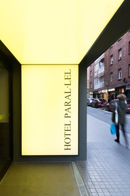 Фото Hotel Paral·lel