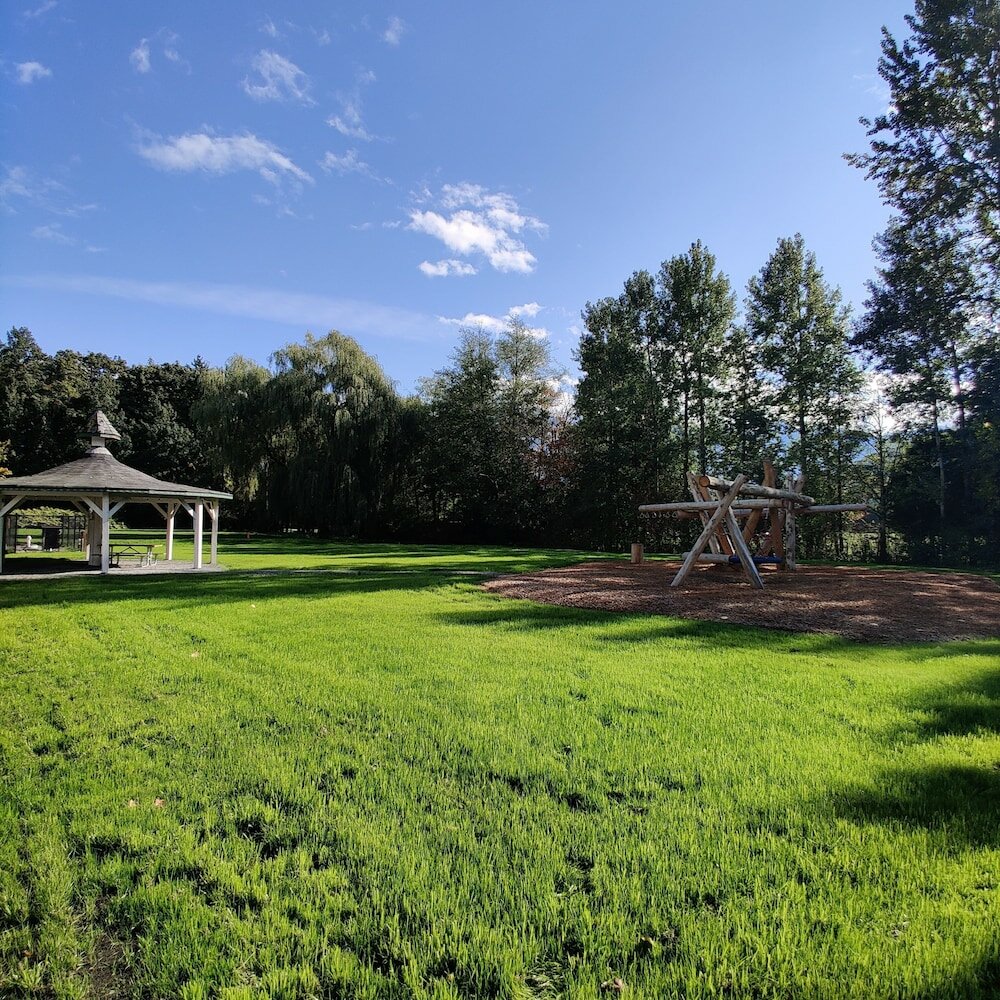 Фото Pathfinder Camp Resorts Agassiz