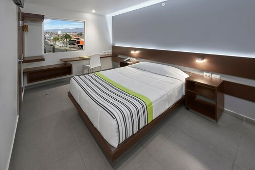 Гостиница City Express Junior by Marriott Aguascalientes Centro в Агуаскальентесе