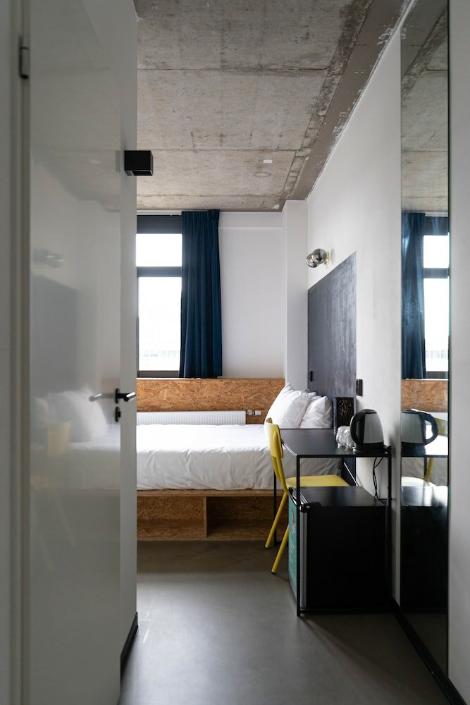 Фото Urban Hotel The Golden Stork