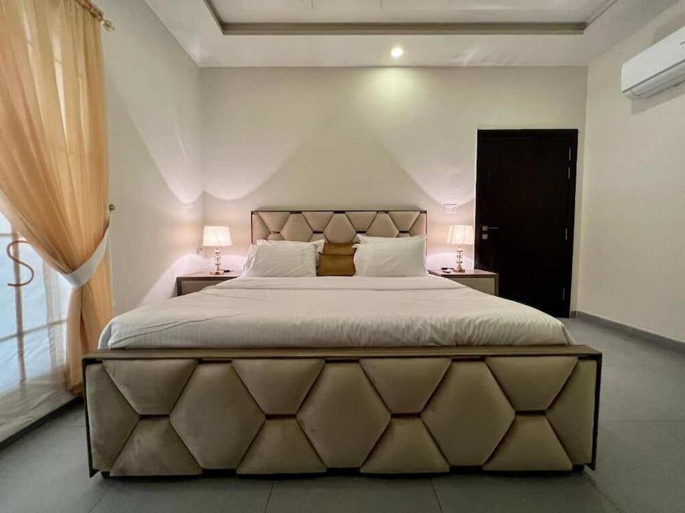 Фото Ortus Islamabad