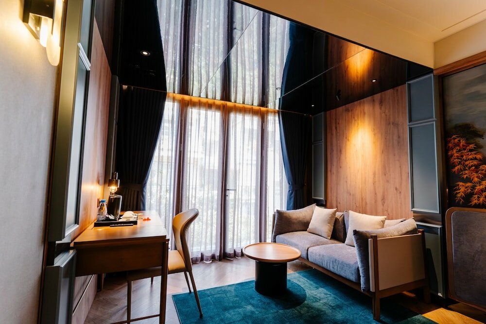 Фото La Passion Premium Cau Go Hotel