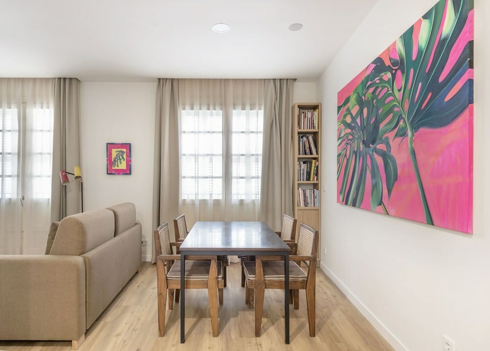 Фото Graffiti Suites El Museo