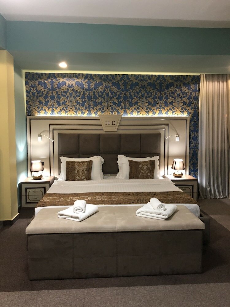 Фото Hotel Deluxe