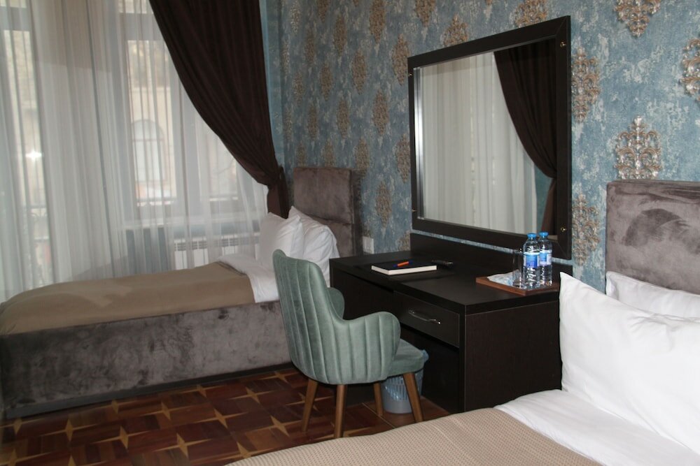 Фото 1883 Boutique Hotel