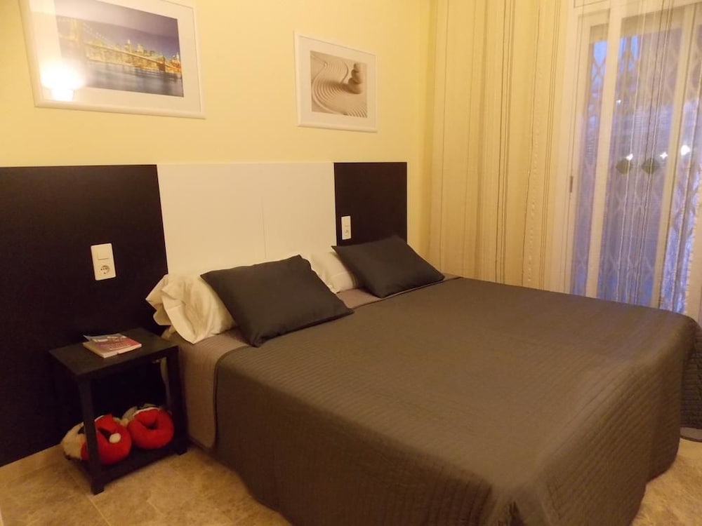 Фото Apartamentos La Llamada