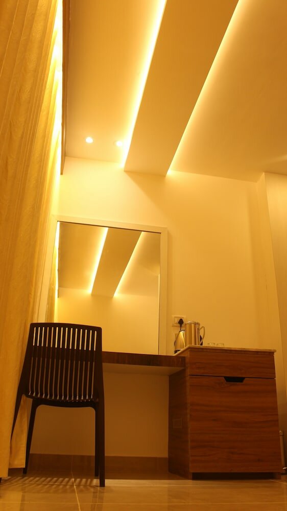 Фото Hotel Idhaya