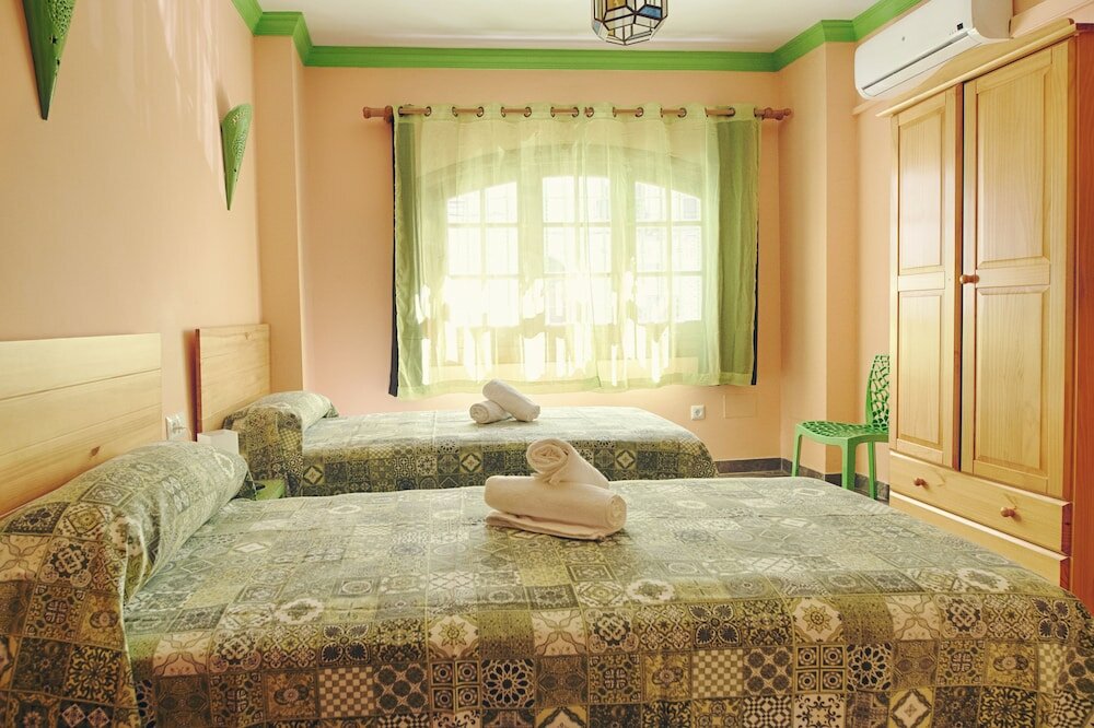 Фото Charming Nerja Hostel