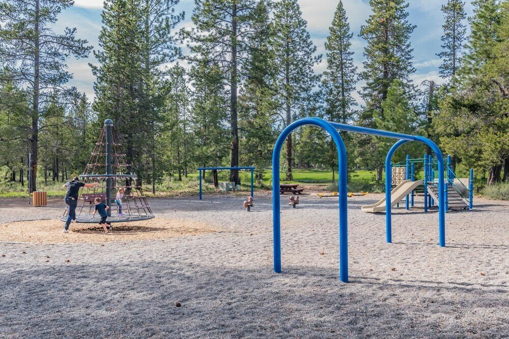 Фото Upland Road 17051