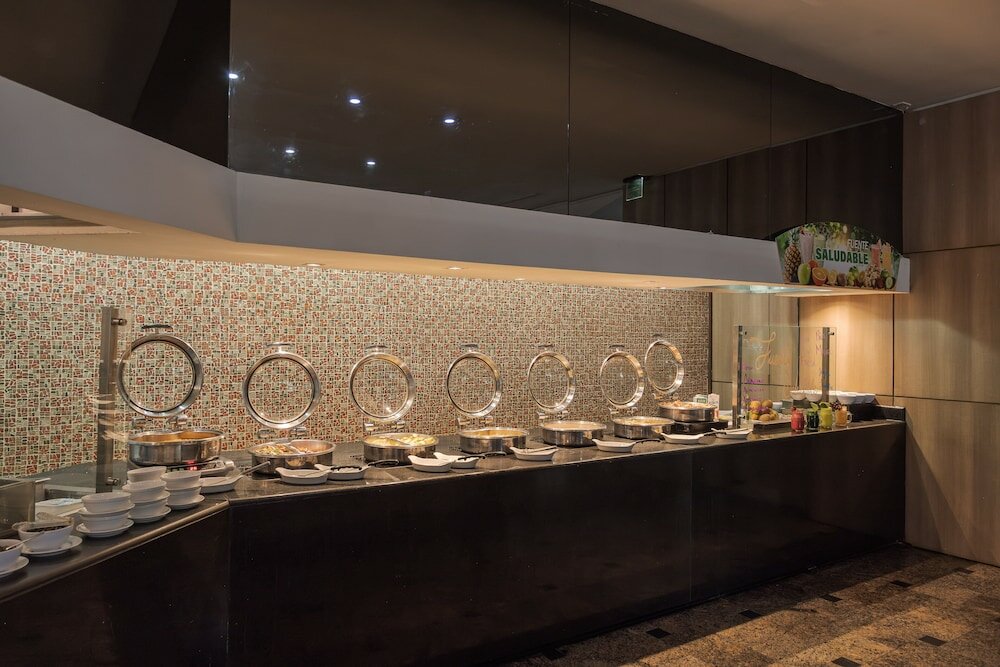 Фото Holiday Inn Guadalajara Select