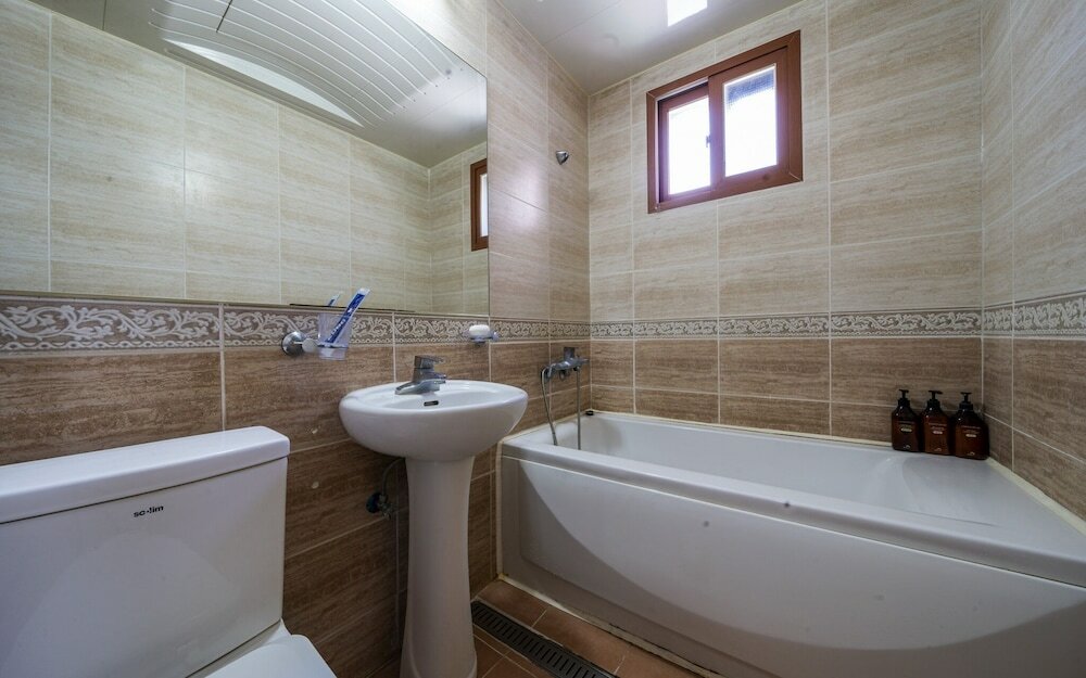 Фото Suyu Four Seasons Hotel