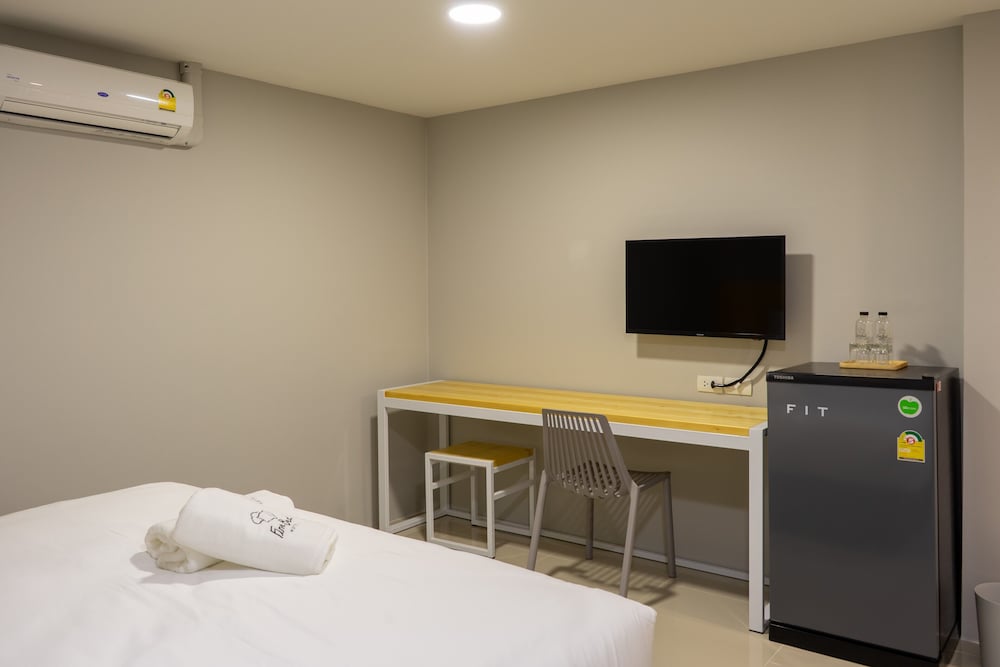 Фото Fine Bed Hotel