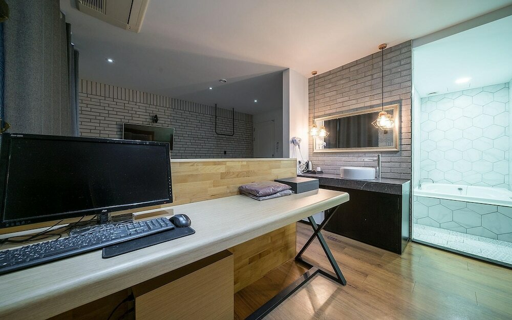 Фото Busan Oncheonjang Hotel Ignis